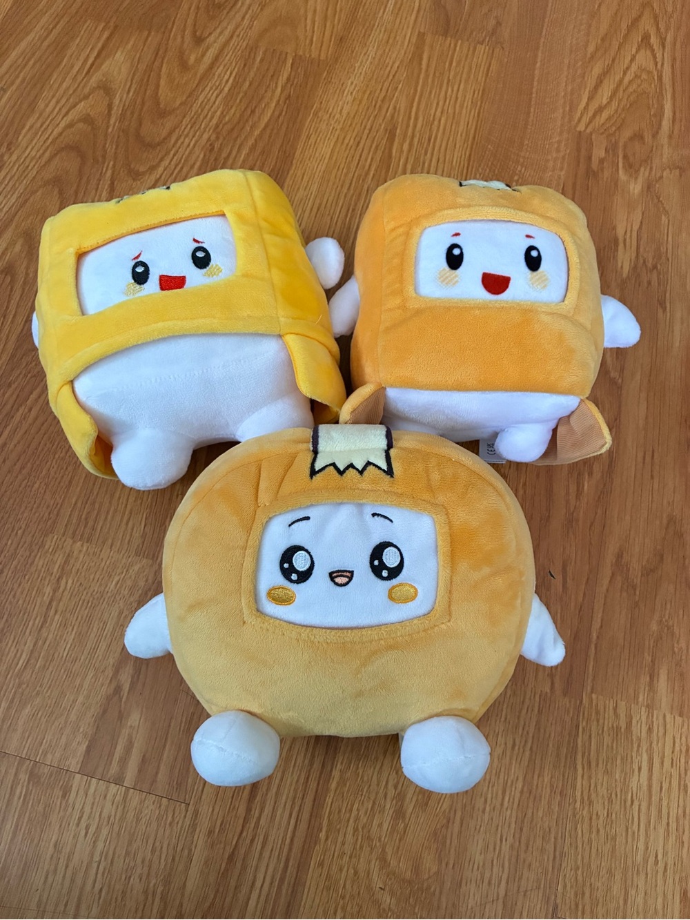 Lanky Box Plush lots